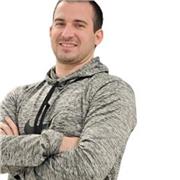 Profesor de fisioterapia especializado en evaluaciones y deporte